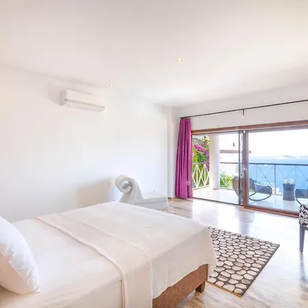 Sleeps 9 With Pool Air Con And Wifi * Kalkan