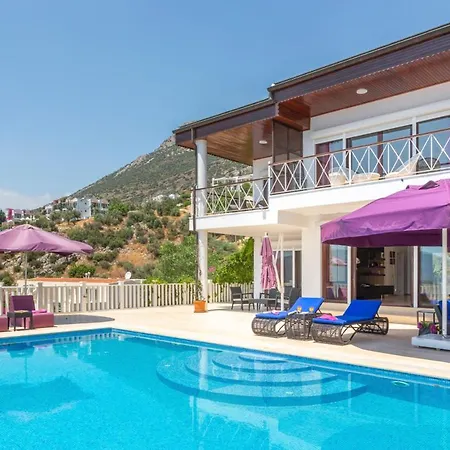 Sleeps 9 With Pool Air Con And Wifi Villa *